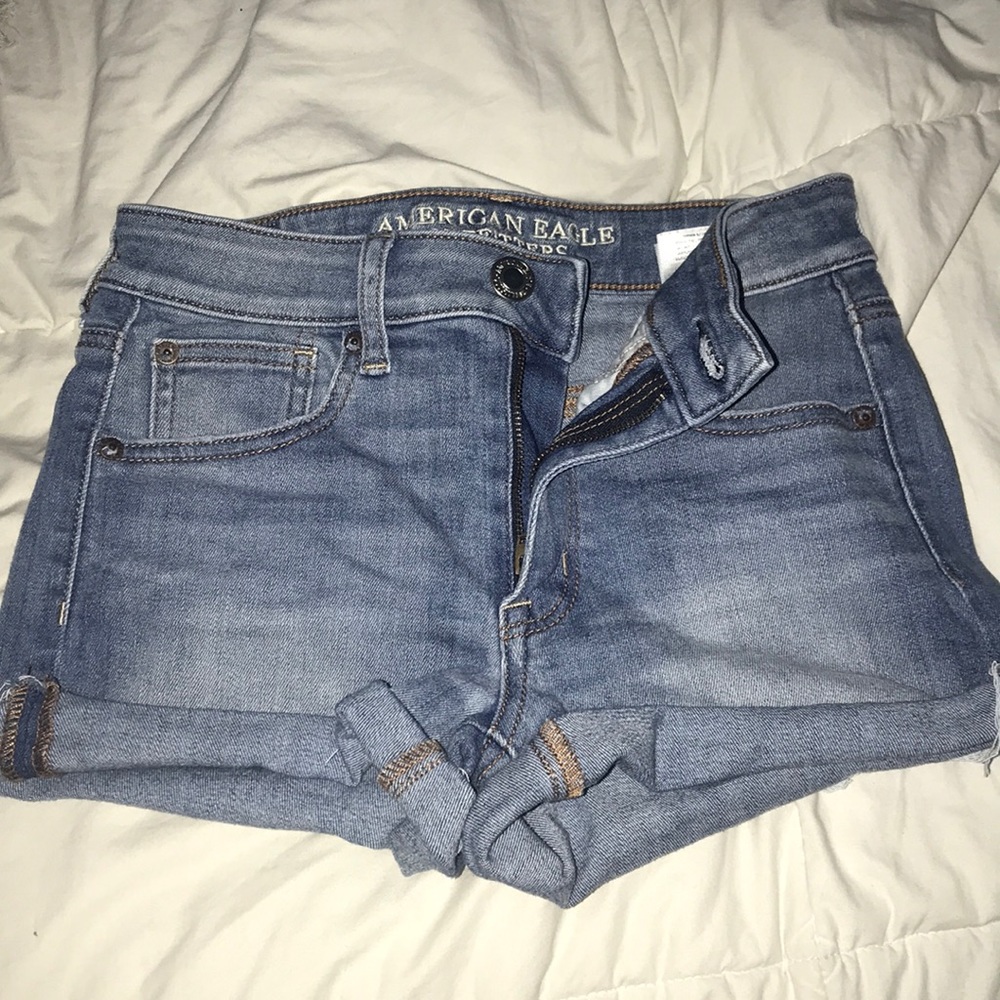 American eagle women’s shorts